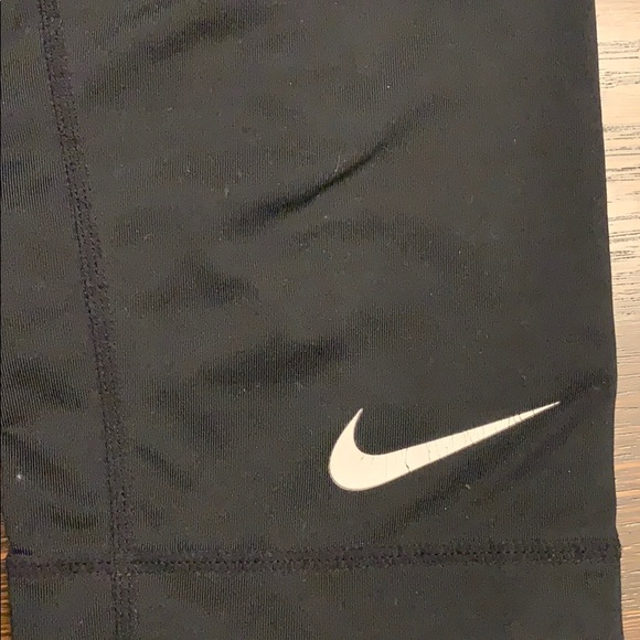 Nike workout Leggings - Picture 3 of 3